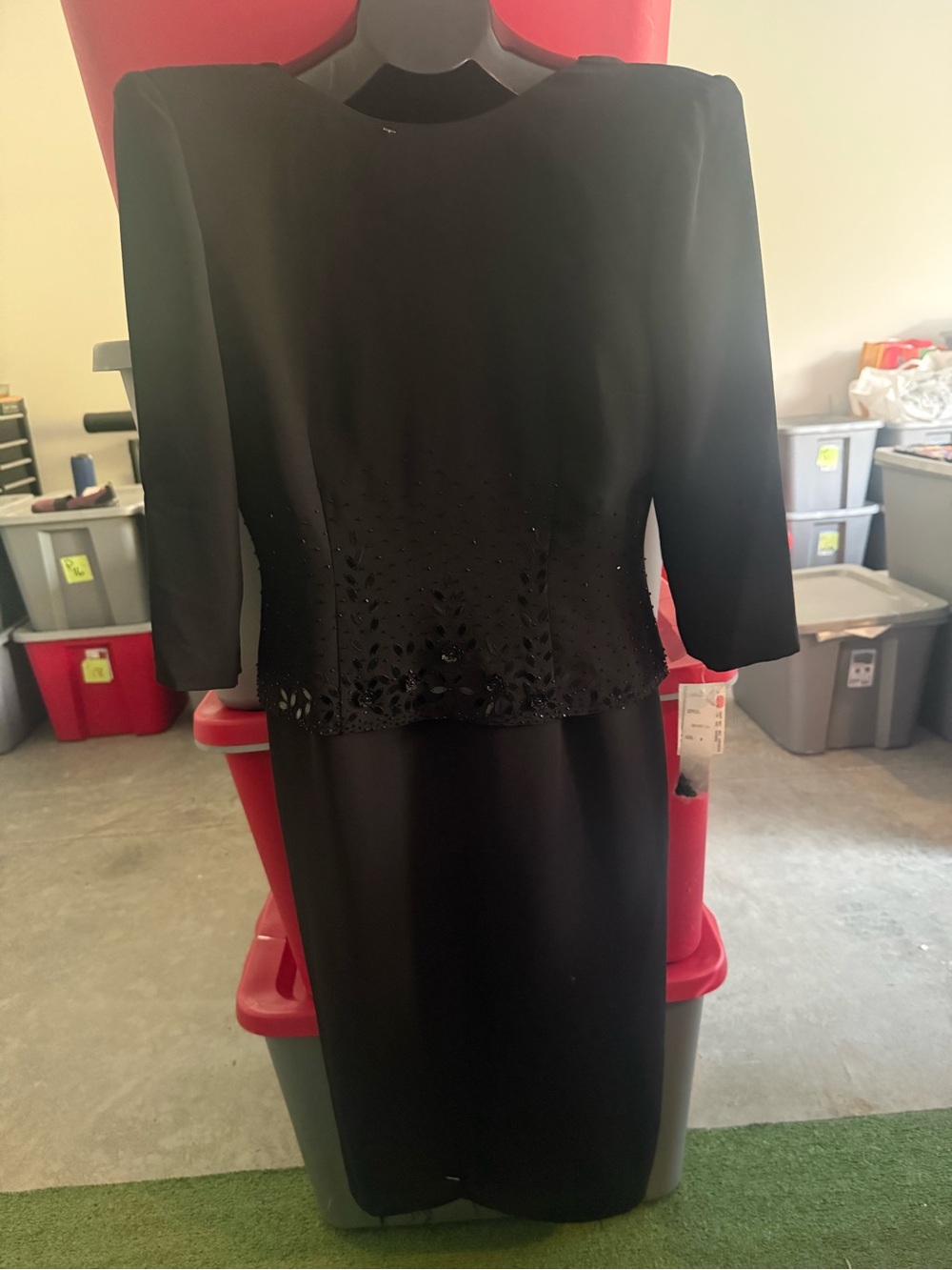 Elegant Black Women's Dress with Embellished Waist p41